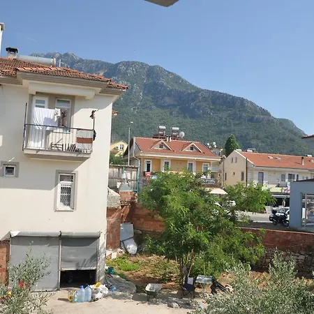 Apartment Ozalp Apart A4 Ortak Havuzlu *
