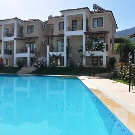 Apartment Ozalp Apart A4 Ortak Havuzlu *